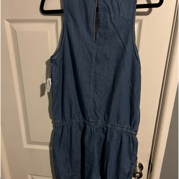 Old Navy sleeveless blue jean romper - Picture 2 of 3